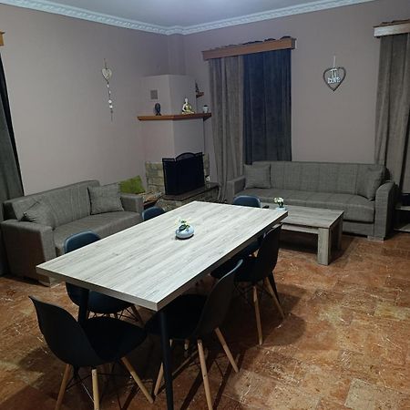 Вилла Savvas&Katia'S Luxury House Mantouki Экстерьер фото
